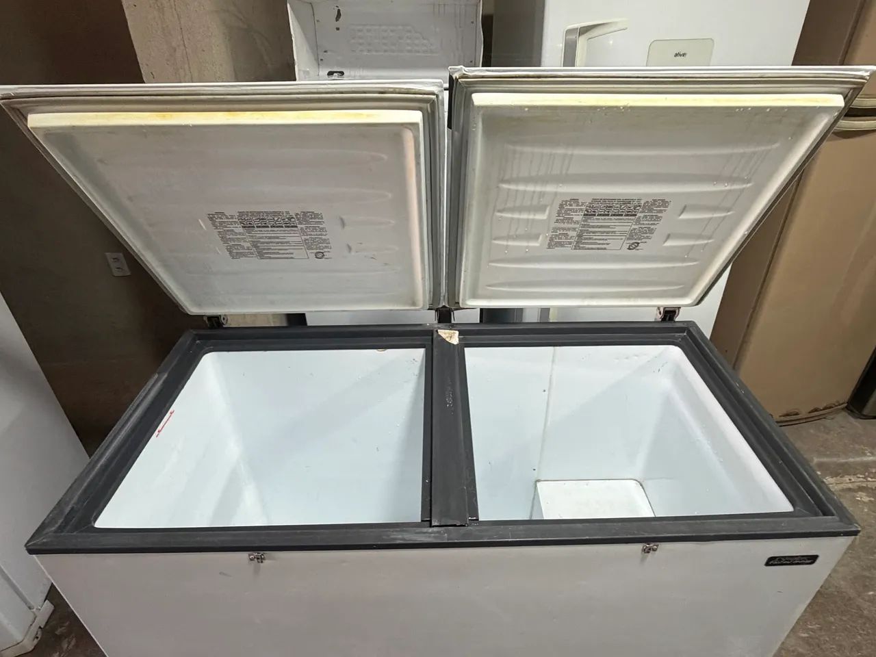 FREEZER ESMALTEC HORIZONTAL 500 LITROS DUPLA AÇÃO  - Foto 3