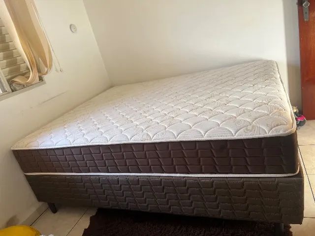 Cama box king + colchão solar 