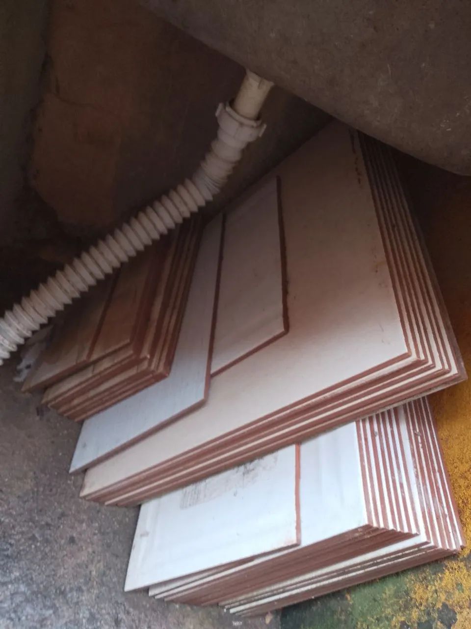 Retalhos de pisos 415080329669529601