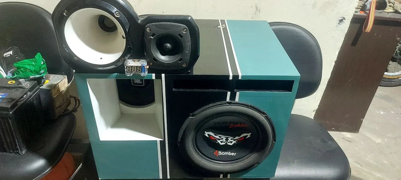 Caixa com subwoofer, médio, twitte e corneta  - Foto 5