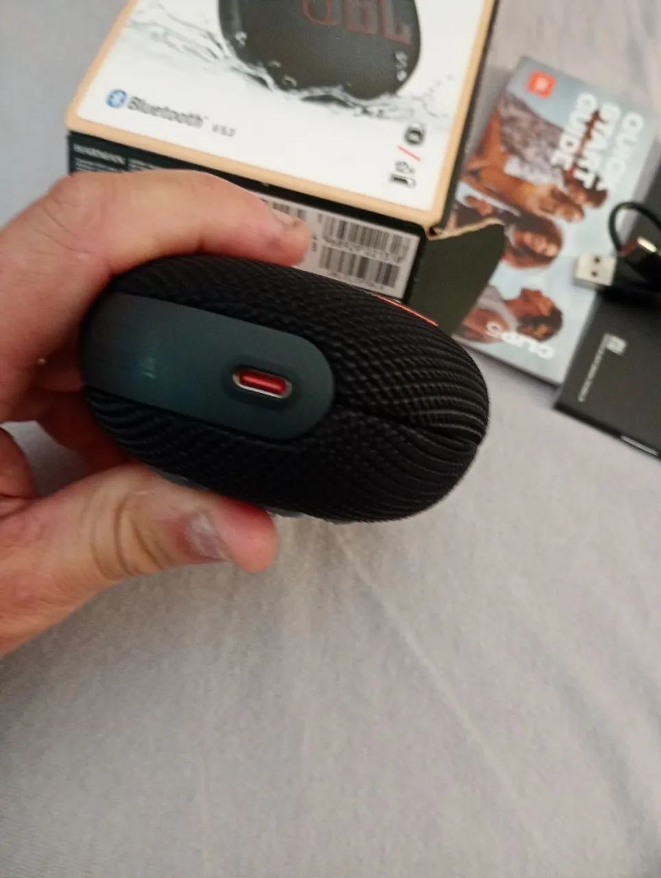 caixa de som JBL clip 5 com embalagem e cabo e manual  - Foto 5