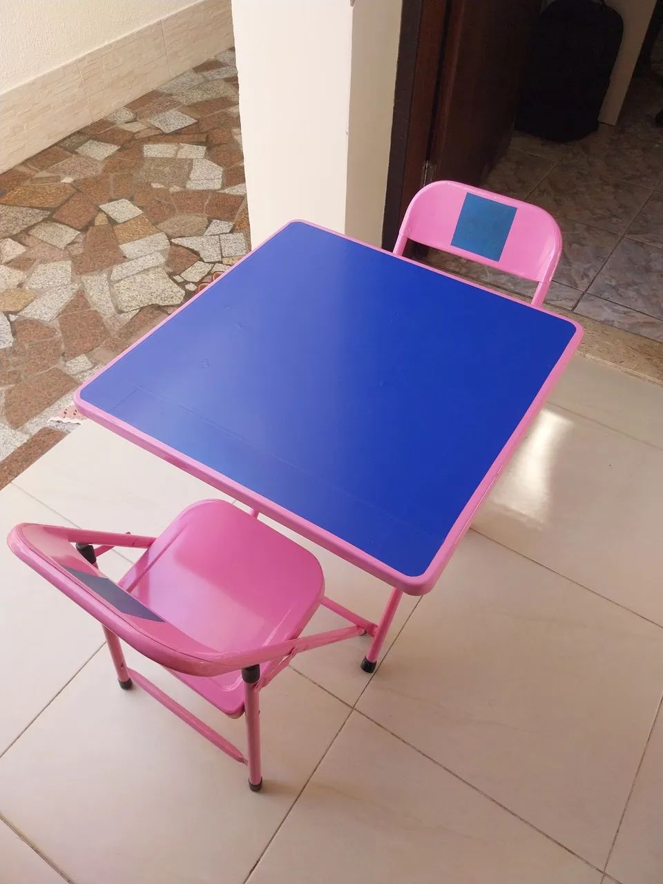 Mesinha com cadeiras  - Foto 2