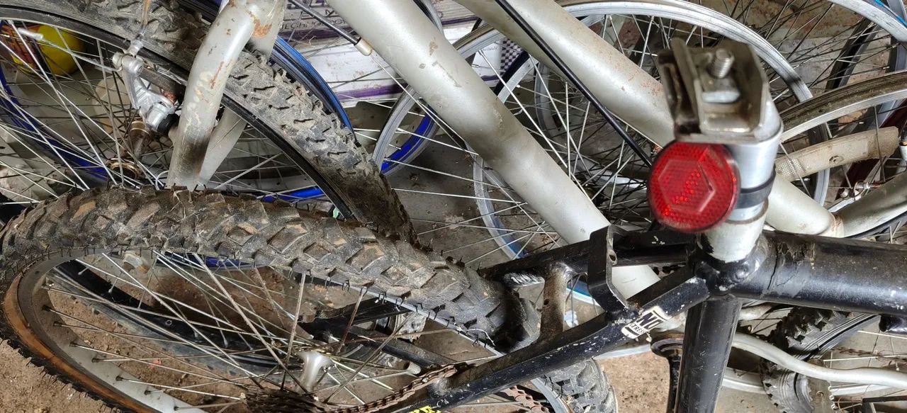 Bicicleta caloi Aluminum Pro, aro 26",  pra reforma - Foto 3