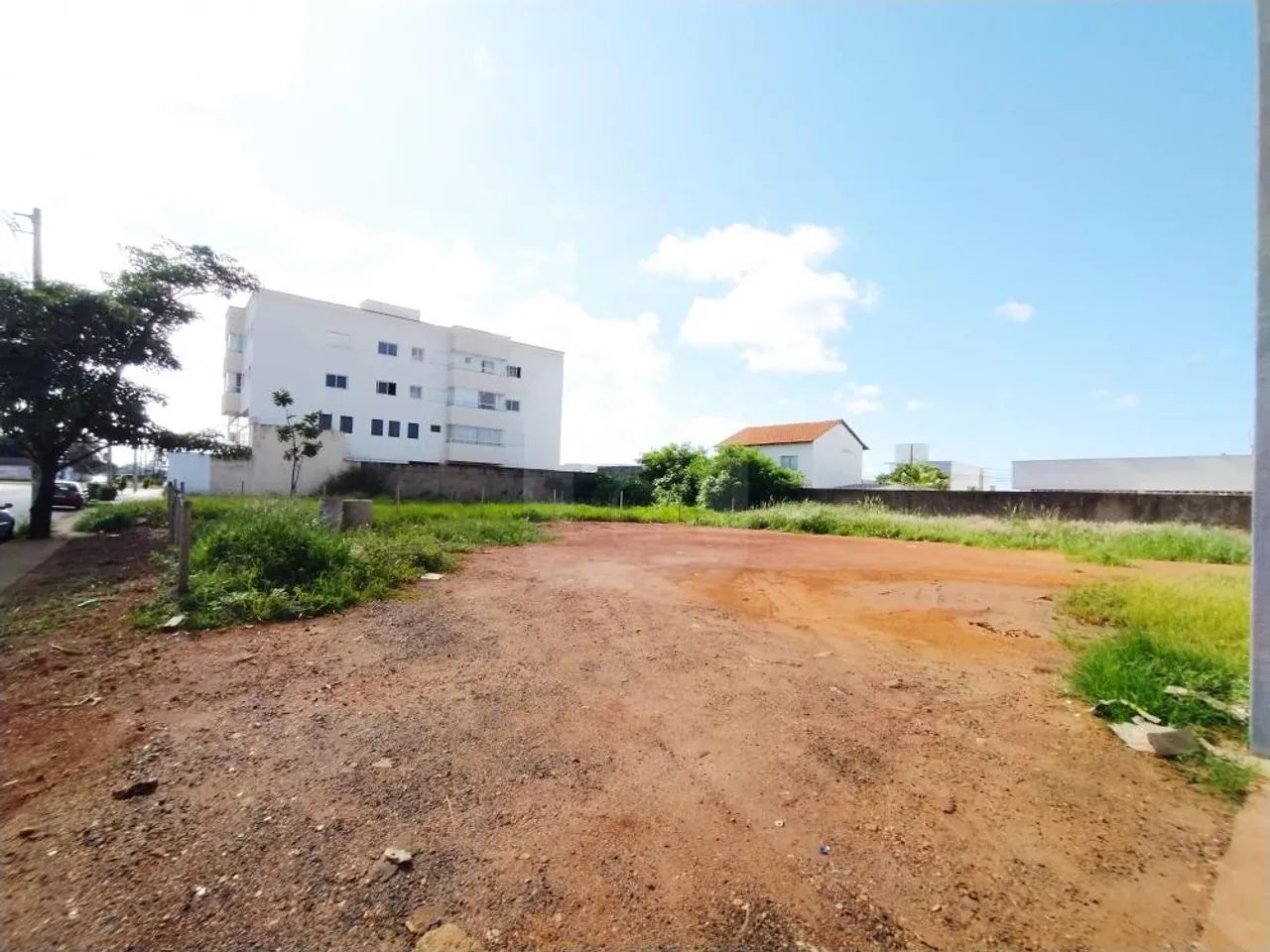 Terreno Padrão em Uberlândia - Foto 2