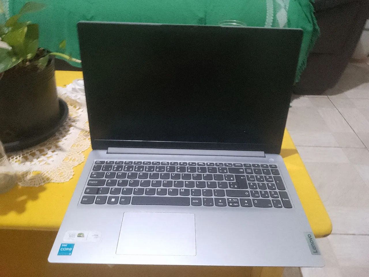 Notebook Lenovo Ideaped I3 inter core 