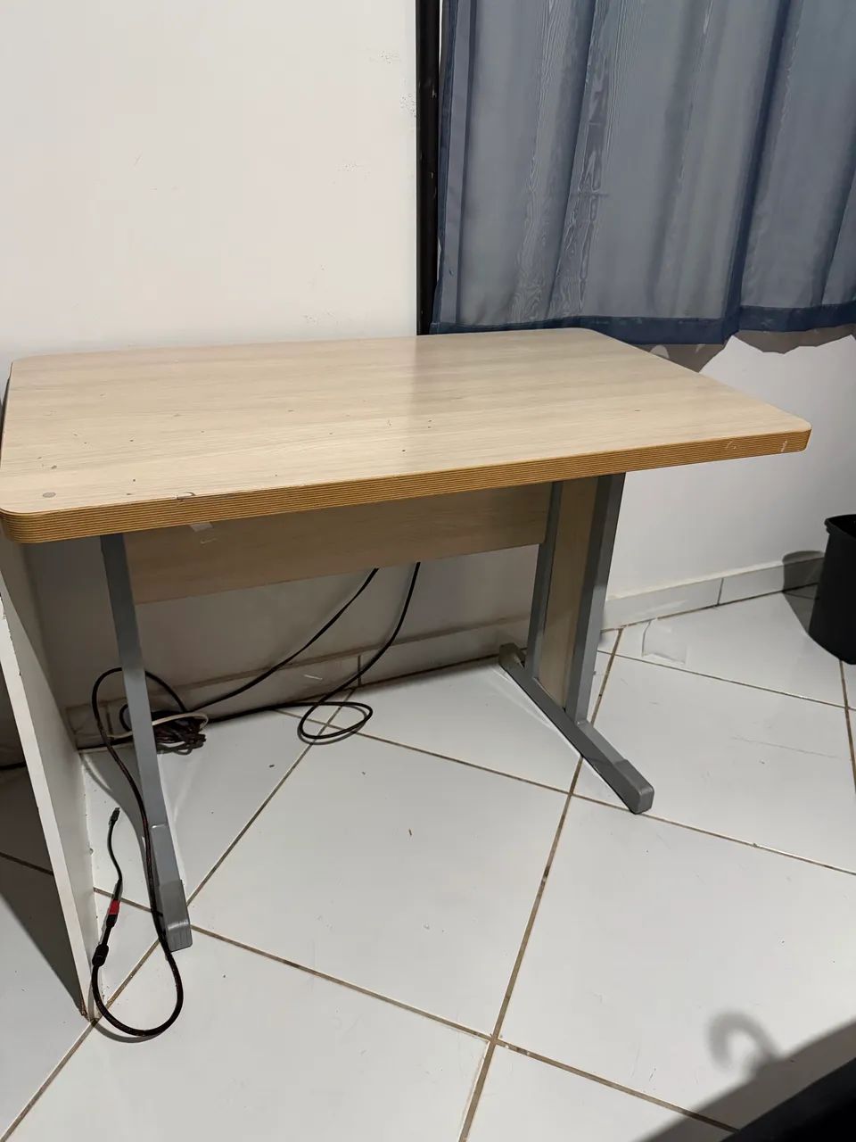 Mesa de quarto/escritorio