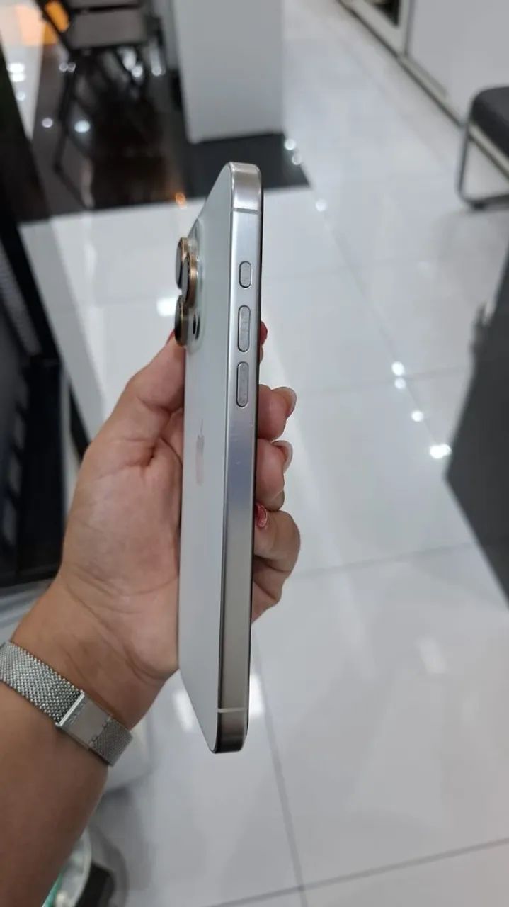 IPhone 15 Pro Max 256 - Foto 2