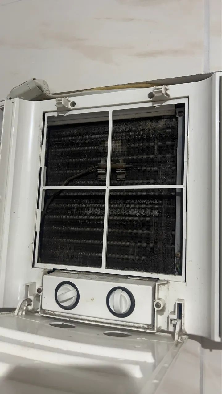 Ar Midea semi novo 7500 BTUS - Foto 2