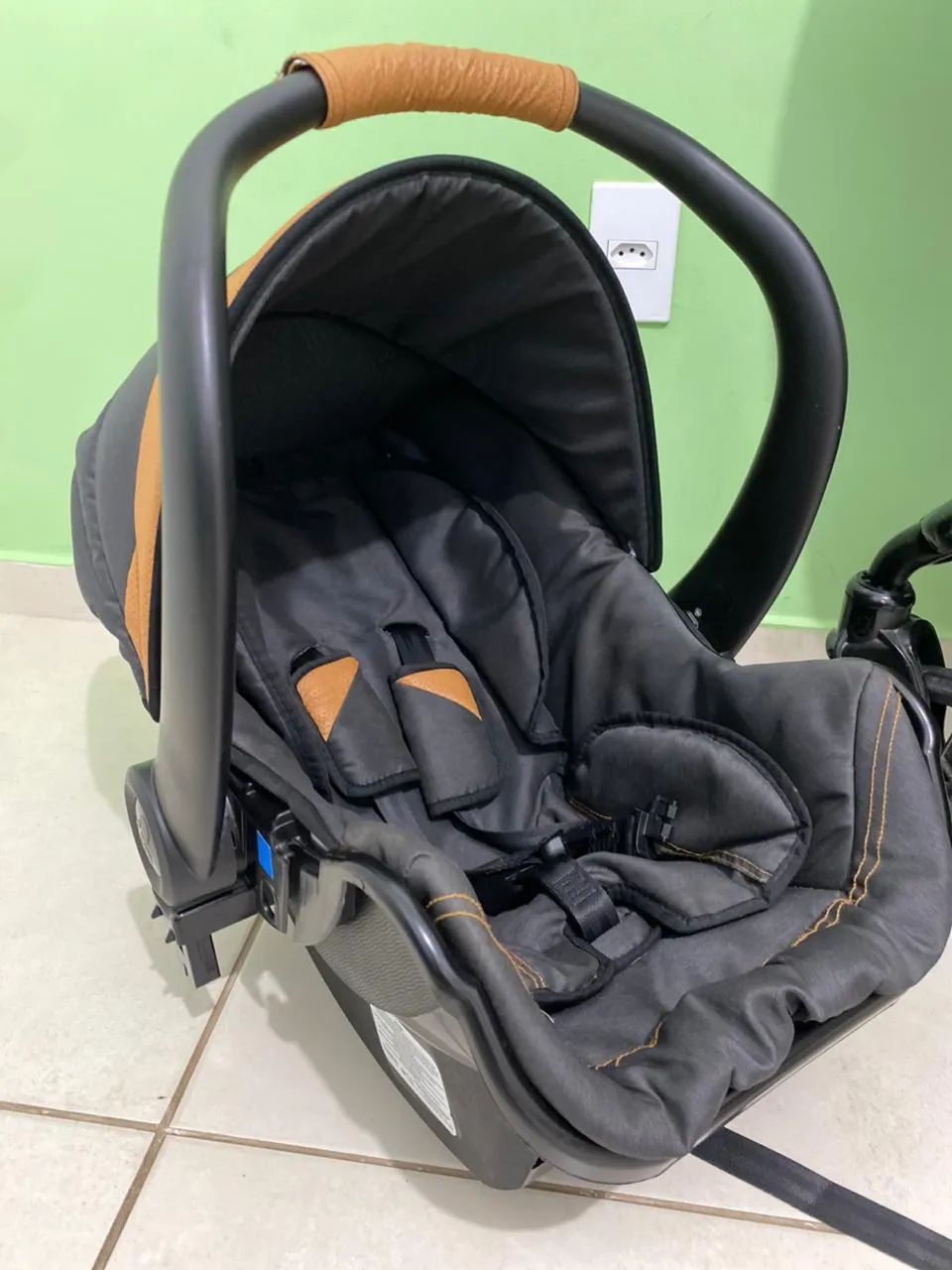 CARRINHO DE BEBÊ COM CADEIRINHA - Foto 2