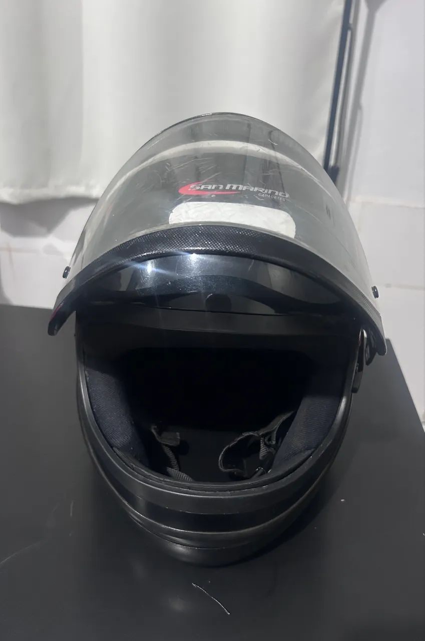 Capacete Preto com Rosa -  Marca San Marino  - Foto 4