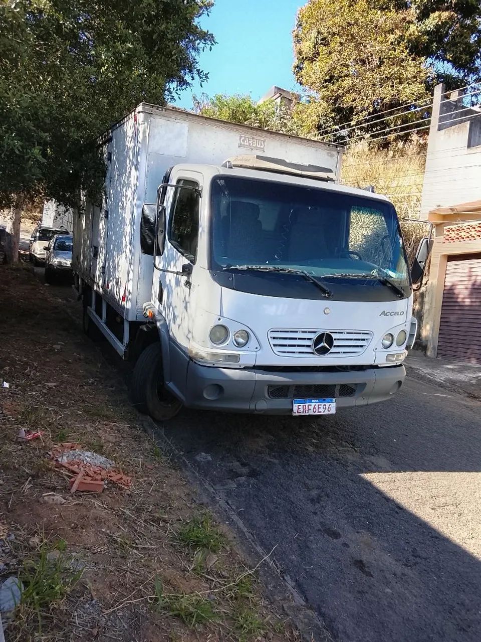 Caminhão bau - Foto 2