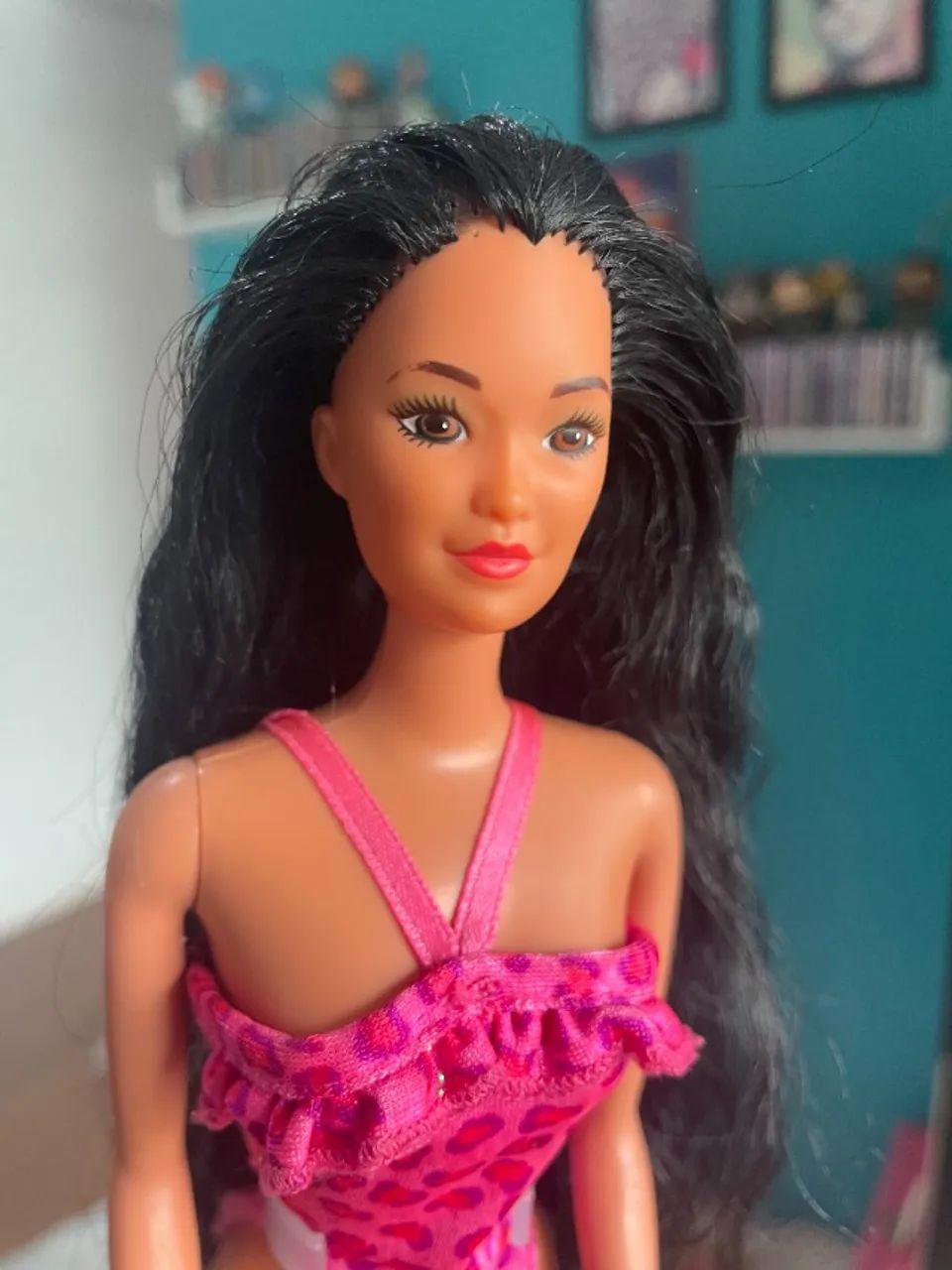 Boneca Barbie Kira - Pescoço colado (Não esta quebrado) - Foto 3