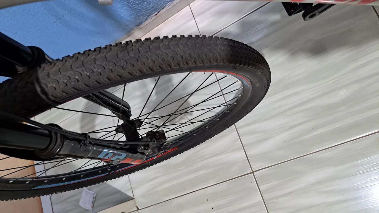 Bicicleta  - Foto 3