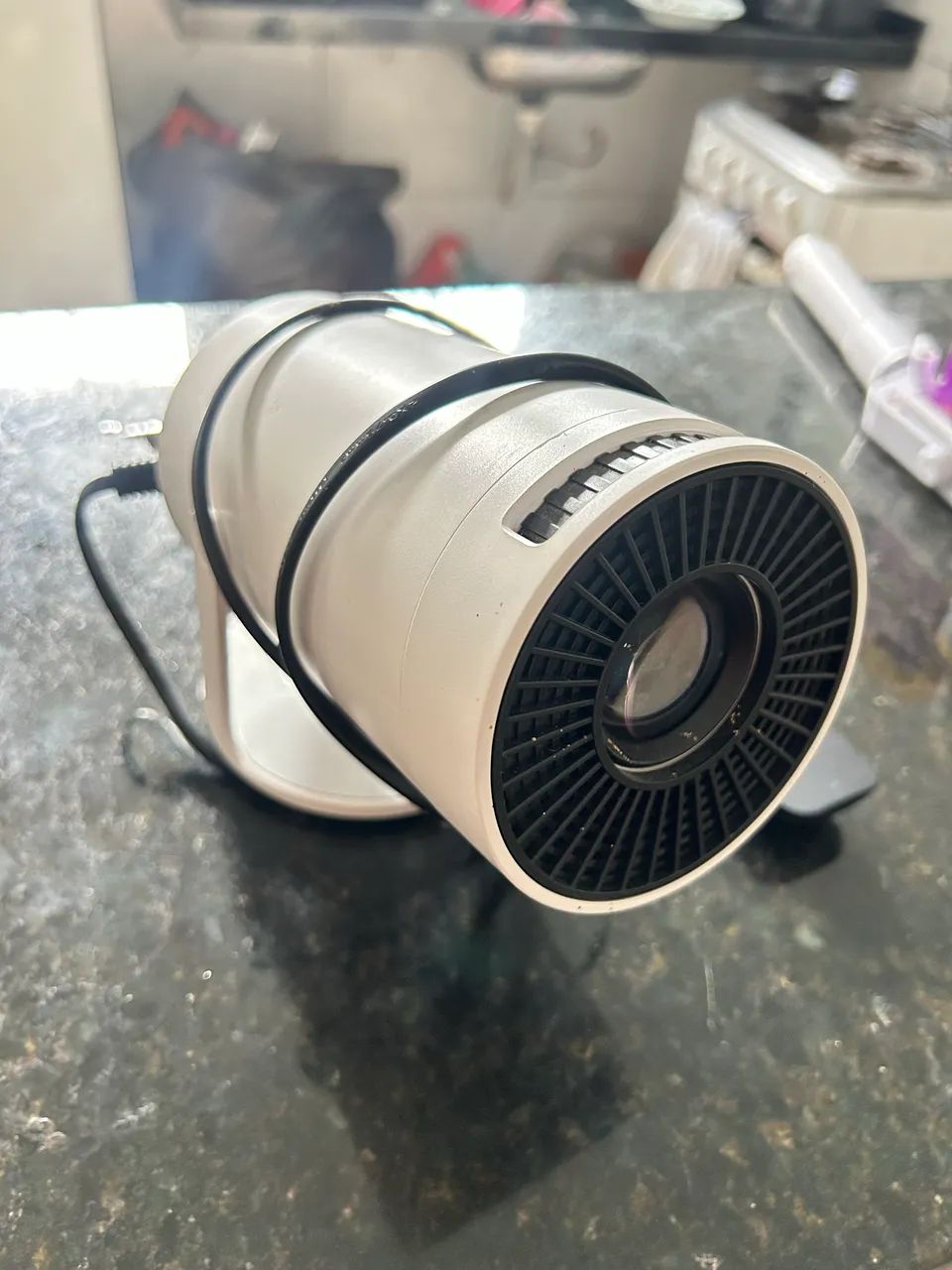 Vendo Projetor HY 300