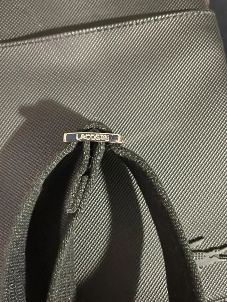 BOLSA LATERAL LACOSTE EFEITO PIQUÉ - Foto 4