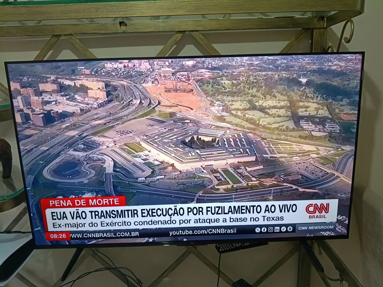 Tv TCL qled 55 polegadas. Com nota e 3 meses de garantia pela loja.