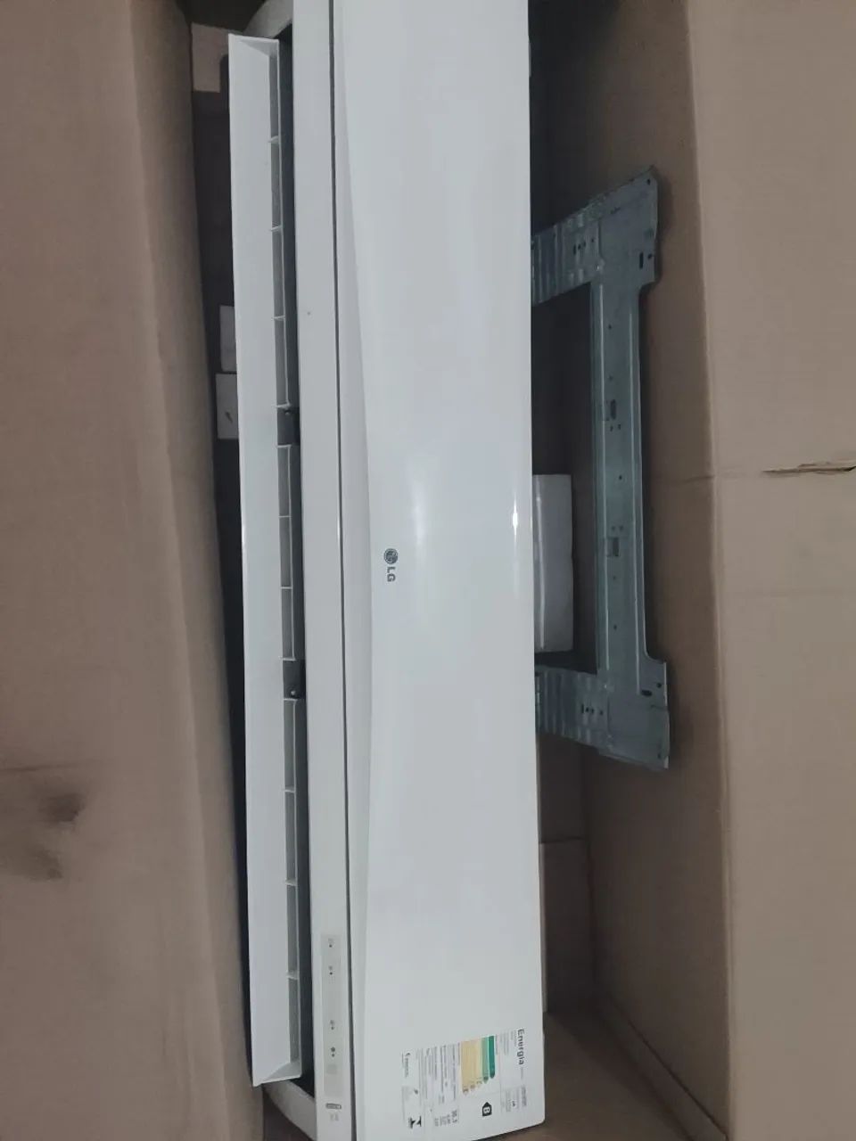 Máquina de 18.000 com defeito e um compressor de 30.000 BTUs  funcionando  - Foto 2