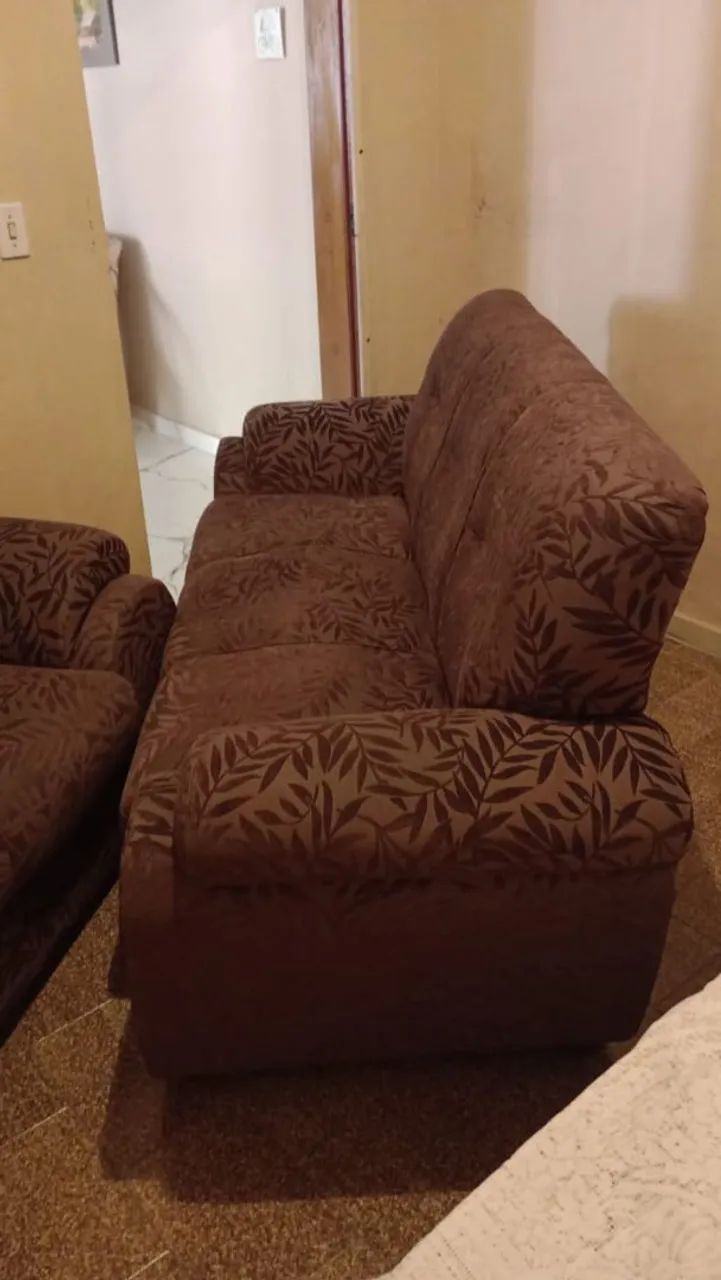 Sofa 2 e 3 lugresvem boa condições de uso  - Foto 2