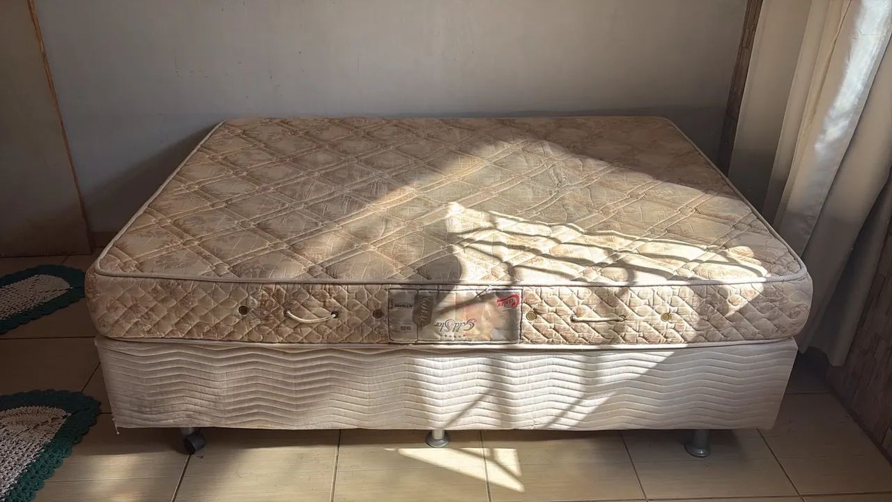 Cama casal 