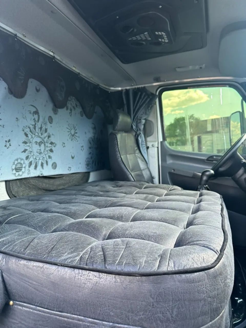MB Accelo 1316 ano 2019 6x2 chassi - filé  n 915 1016  * 10160 13180 1620 24250  - Foto 7