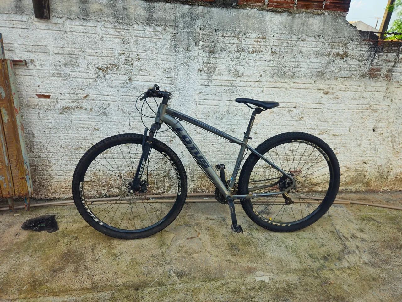 Bicicleta Lotus aro 29