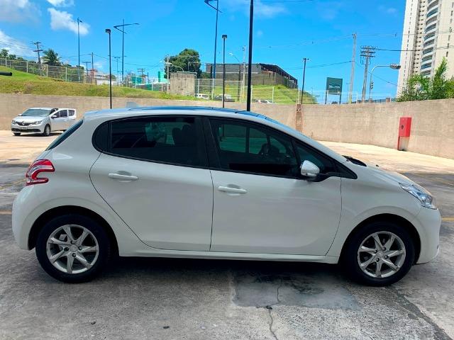 208 Allure 1.5 Manual 2014 Completo + Teto Panorâmico + central Multimídia IPVA pago - Foto 4