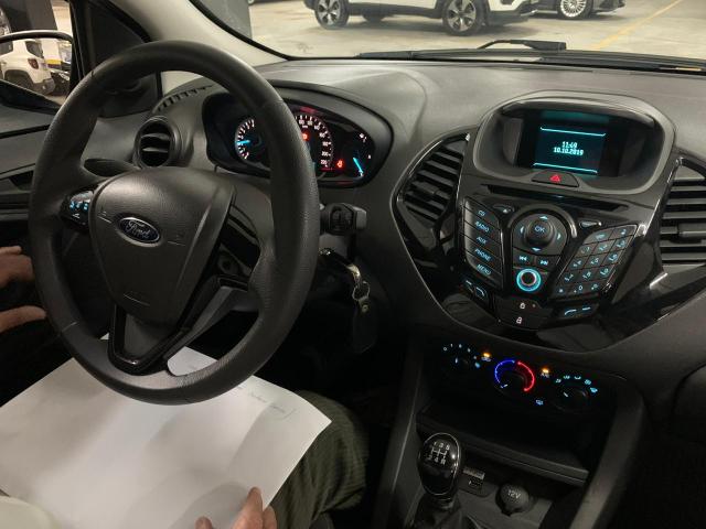 Ford Ka 1.0 Sedan SE Plus (comando de som no volante e tela) 2017 - Foto 9