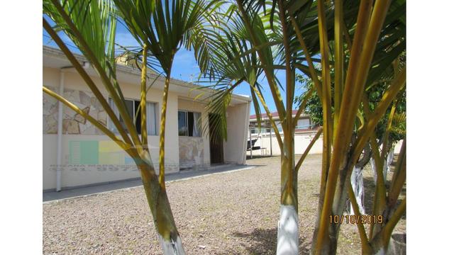 Guaratuba Casa com 2 Dormitórios 1 Quadra Café Curação e Brasão e 2 Quadras do Mar - Foto 16
