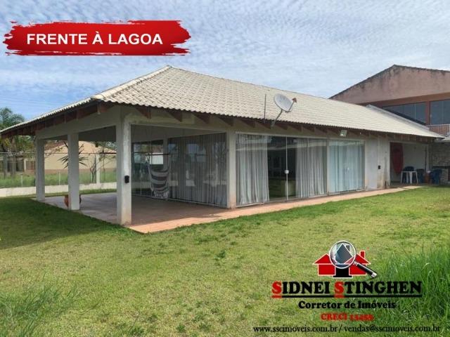 Linda casa na Praia em frente a lagoa