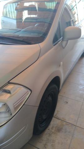 Troco por menor valor Nissan Tiida