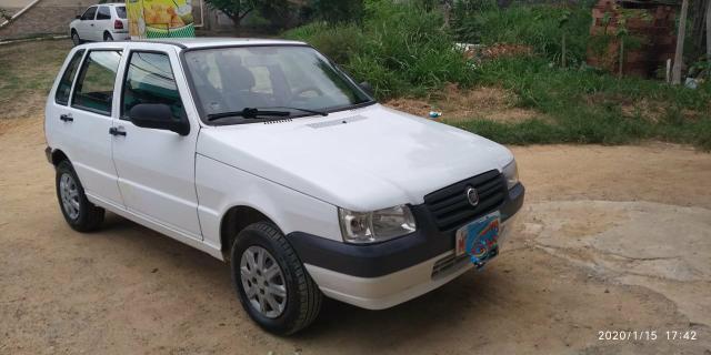 Fiat Uno Fire Economy básico 4 Portas