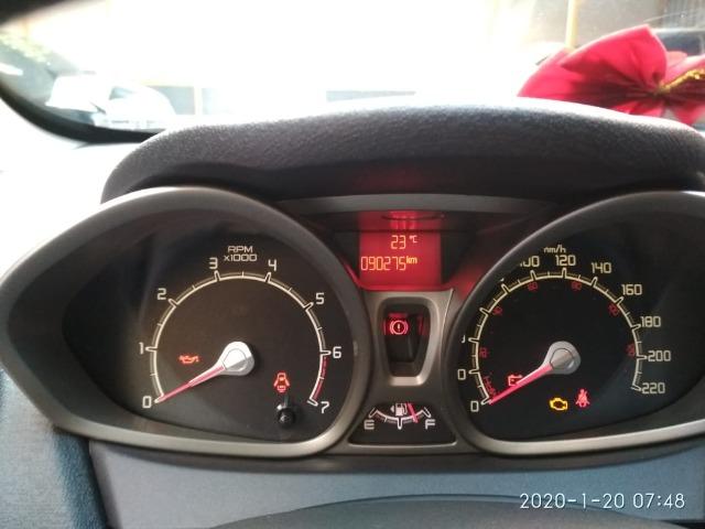 New fiesta sedan 1,6 flex - Foto 8