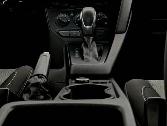 FOCUS 2013/2014 2.0 S SEDAN 16V FLEX 4P POWERSHIFT - Foto 7