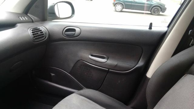 Peugeot 206 1.0 2004 - Foto 2