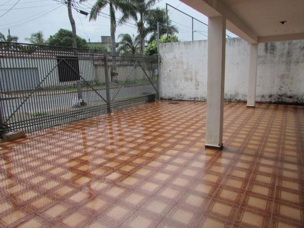 Casa com 3 quartos - Bairro Jardim Planalto em Goiânia