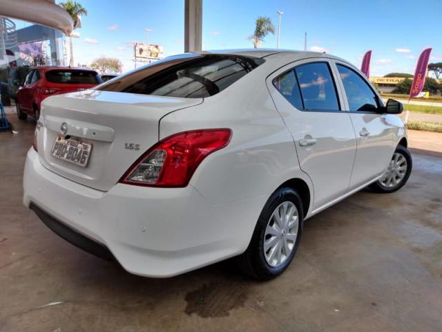 NISSAN VERSA 1.6 S MT - Foto 4
