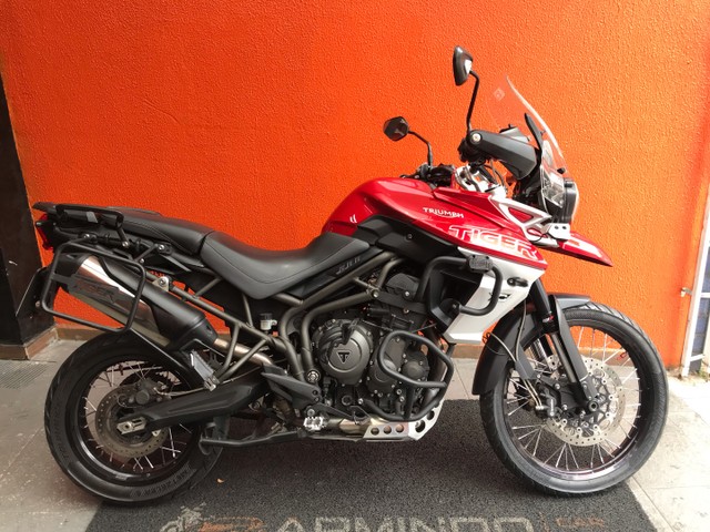 TRIUMPH TIGER XCA 800