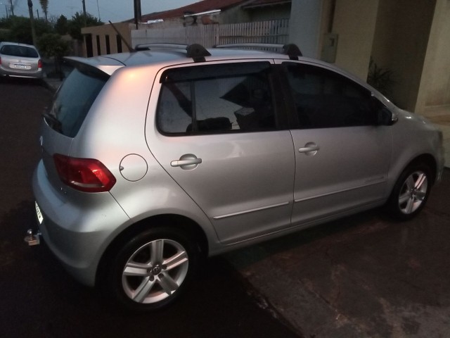 FOX 1.6 COM APENAS 40121 KM