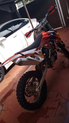 MOTO DE TRILHA