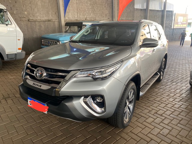 HILUX SW