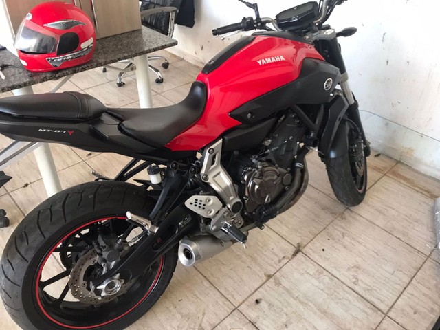 YAMAHA MT 7 2015