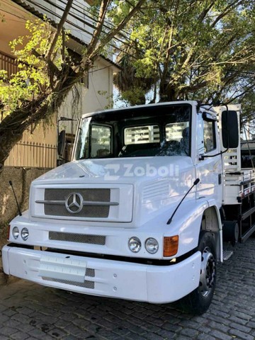 LINDO CAMINHÃO MERCEDES