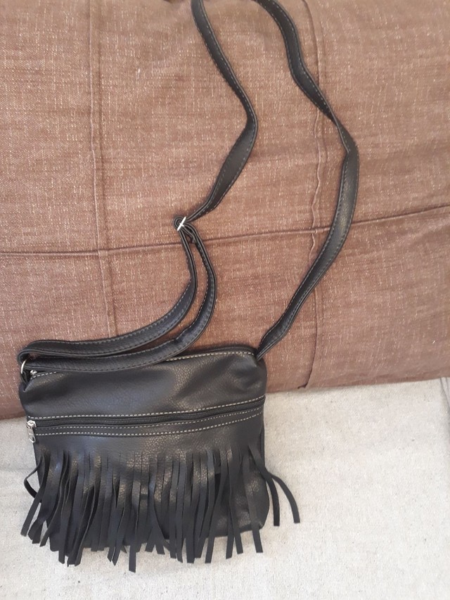 long fringe bolsa