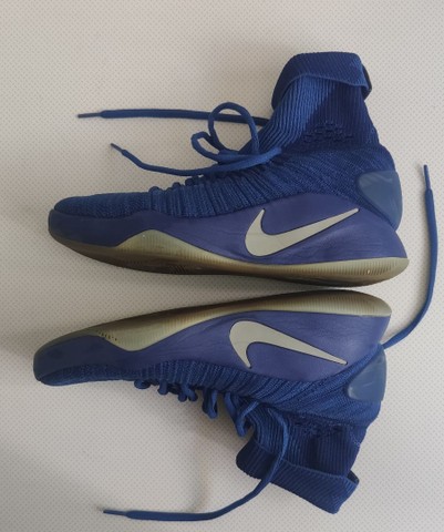 tenis de basquete hyperdunk