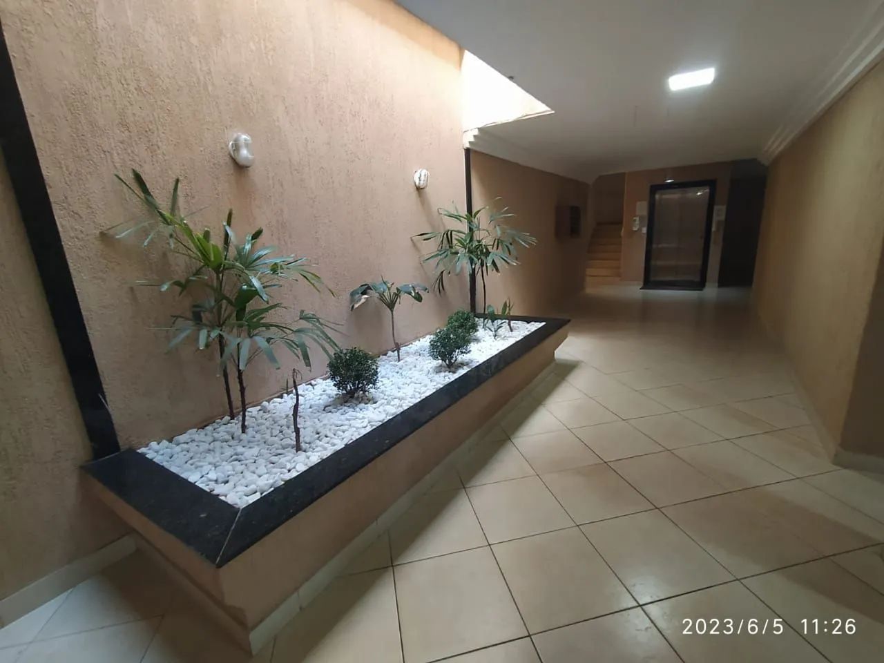 IBITURUNA APTO 2 QUARTOS/SUITE...ELEVADOR PROXIMO FACULDADE 