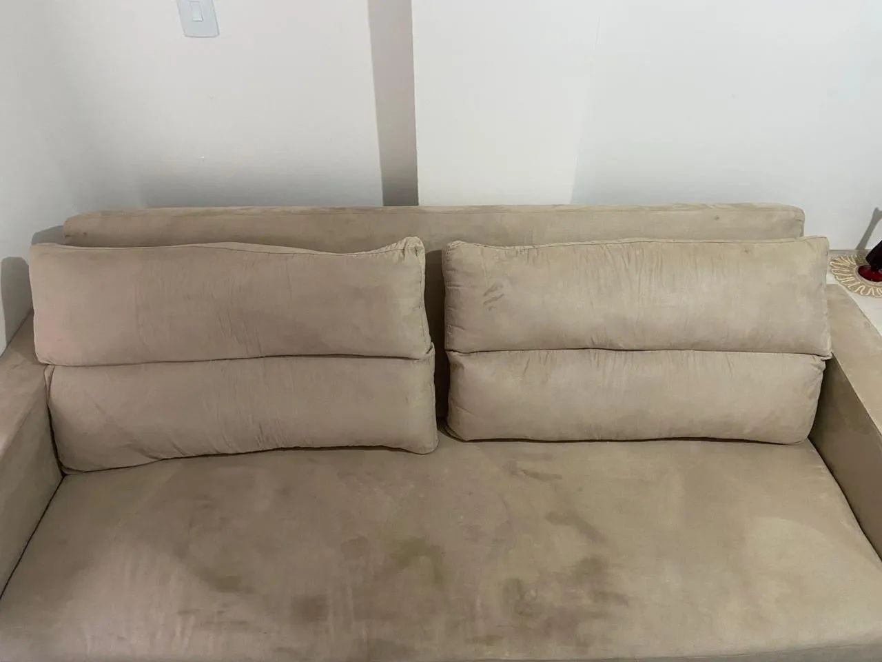 Sofá cama 4 lugares bege em ótimo estado - Foto 3