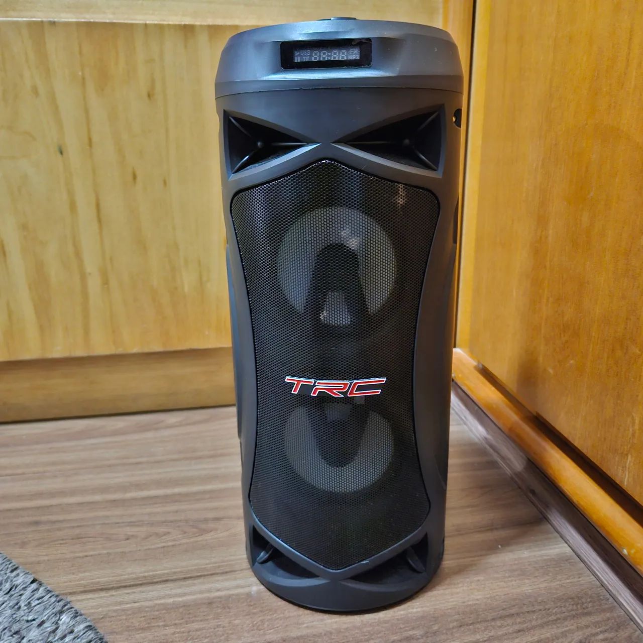 Caixa de Som TRC 5507 - Zerada