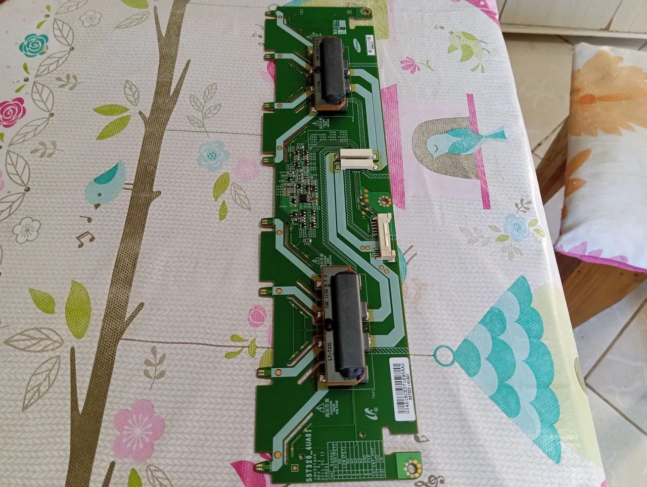 Placa inverter de tv LCD Samsung 32 polegadas LN32D550K7G - Foto 2