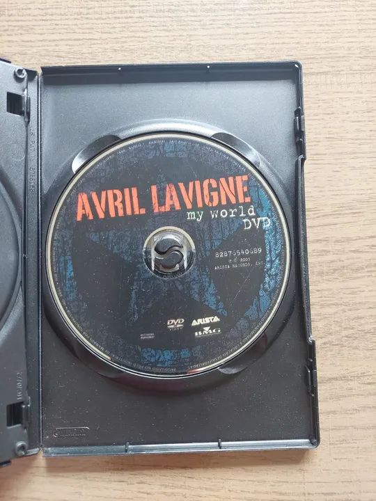 Avril Lavigne - My World (DVD) - Foto 4