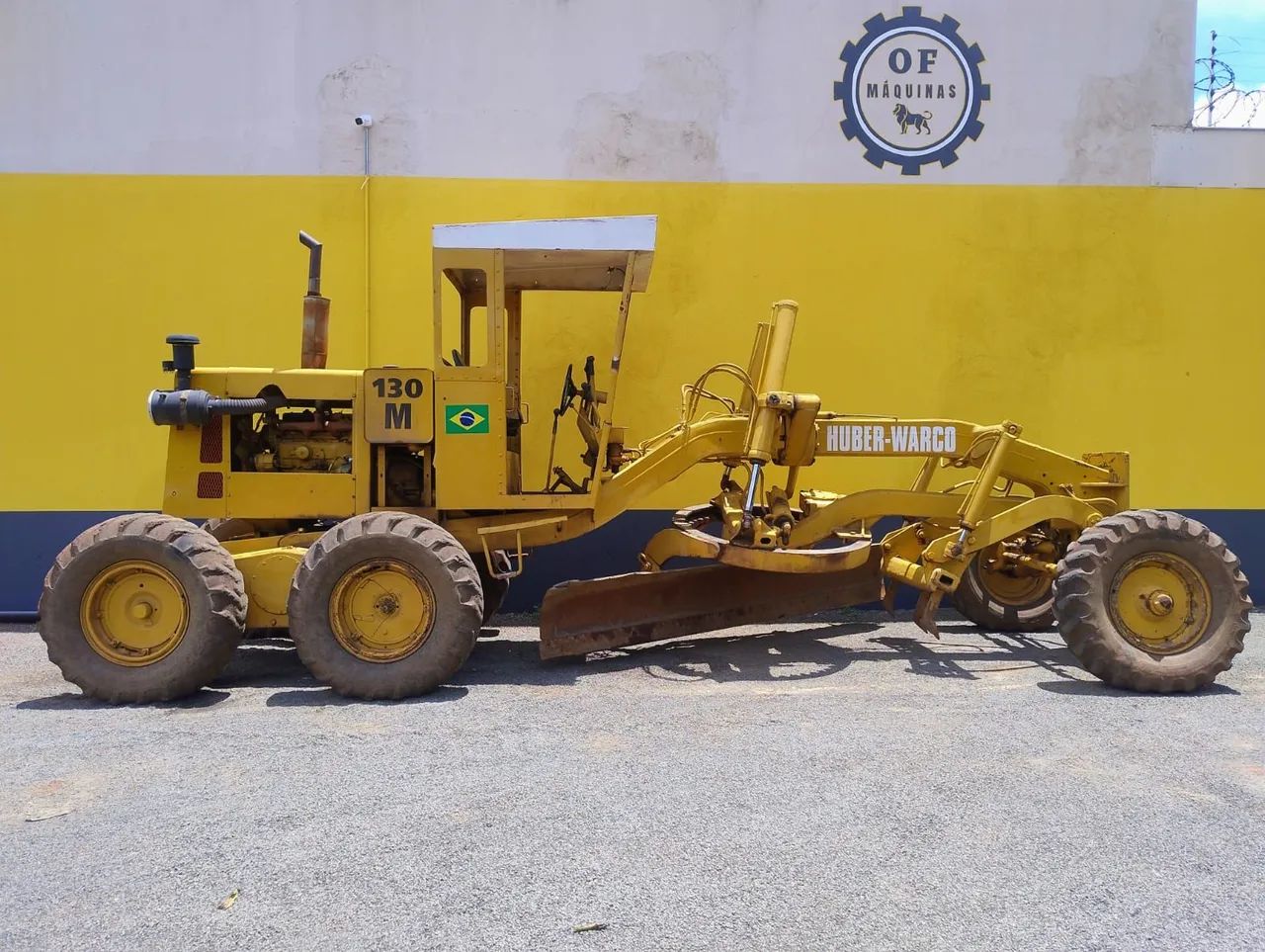 Motoniveladora Huber-Warco 130M